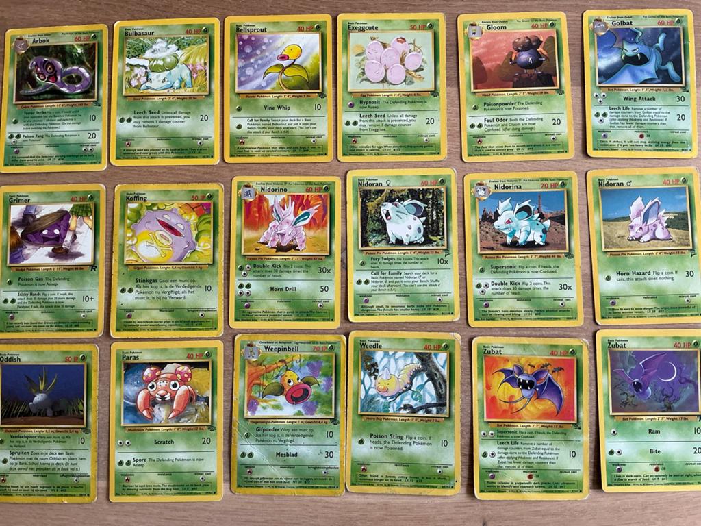 Pokémon kaarten collectie - Vintage set, Ophalen, Zo goed als nieuw