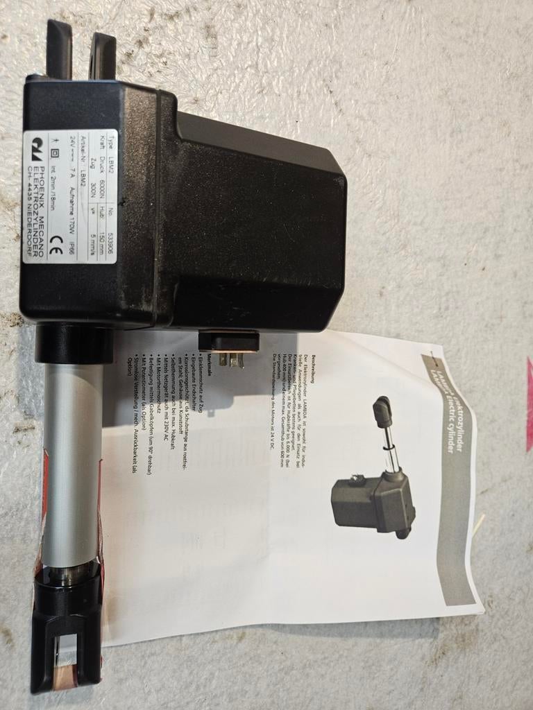 Actuator 24 volt, 600 kg Phoenix LBM2, voor mast oid, Ophalen of Verzenden, Nieuw, Overige typen