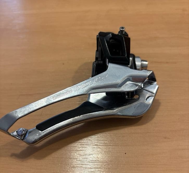Shimano 105 FD-R7000 11-speed voorderailleur, Ophalen of Verzenden, Zo goed als nieuw, Derailleur of Ketting, Aluminium