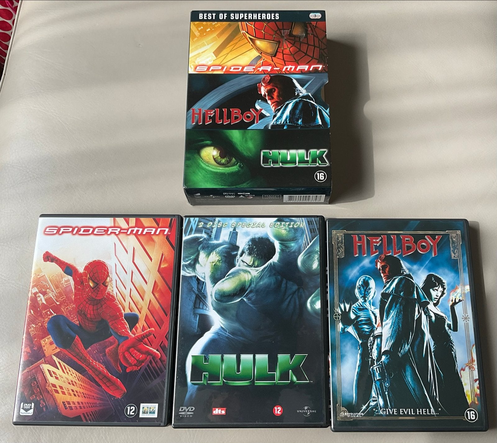 Spider-Man, Hellboy, Hulk DVD Boxset - Best of Superheroes, Cd's en Dvd's, Dvd's | Actie, Zo goed als nieuw, Actie, Boxset, Vanaf 16 jaar