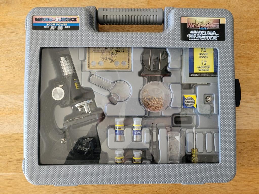 Microscoop Set beginners - 1200x Vergroting, Audio, Tv en Foto, Optische apparatuur | Microscopen, Ophalen of Verzenden, Zo goed als nieuw