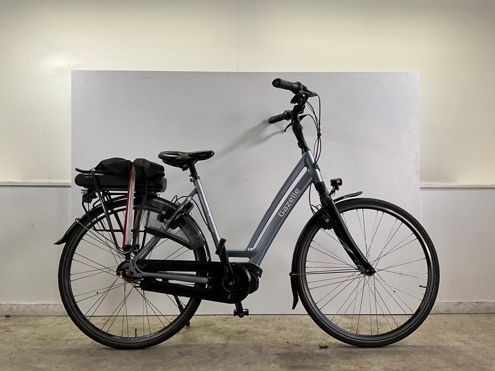 GAZELLE CHAMONIX C7 ELEKTRISCHE DAMESFIETS 418WATT 6471KM, Ophalen, Zo goed als nieuw, 51 tot 55 cm, 50 km per accu of meer