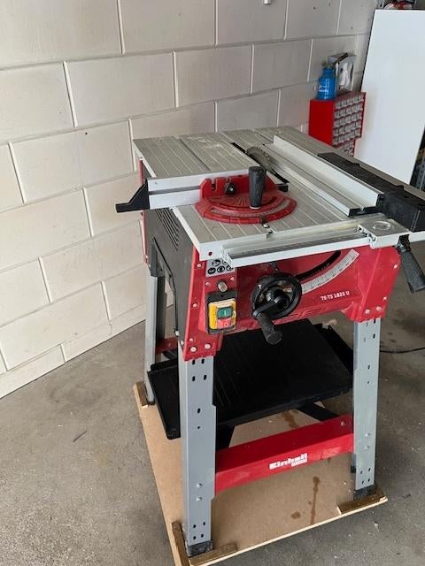 einhell zaagtafel 1825, Doe-het-zelf en Verbouw, Ophalen, Cirkelzaag, Einhell, Zo goed als nieuw