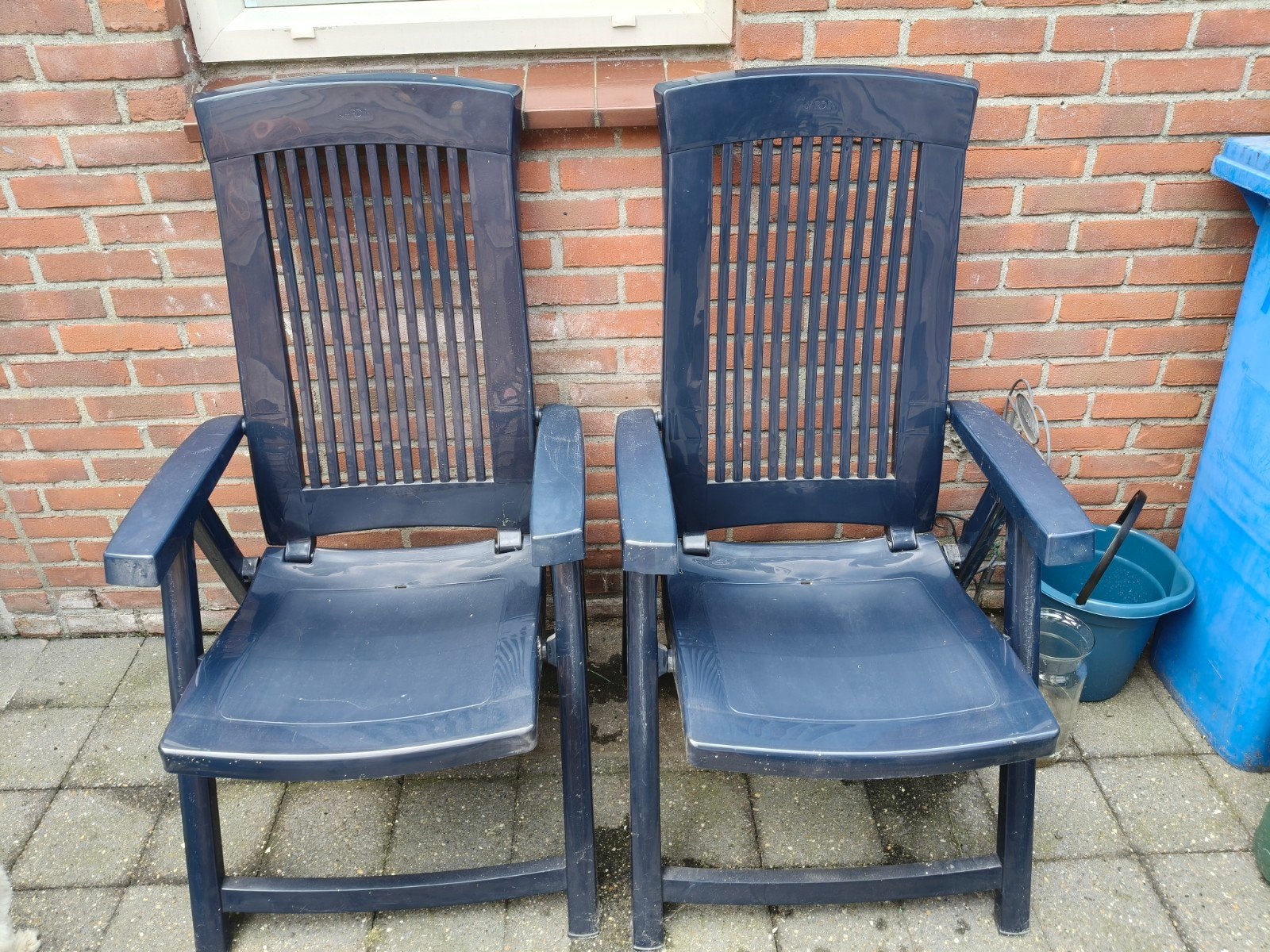 2 tuinstoelen incl kussens, Ophalen, Gebruikt, Kunststof