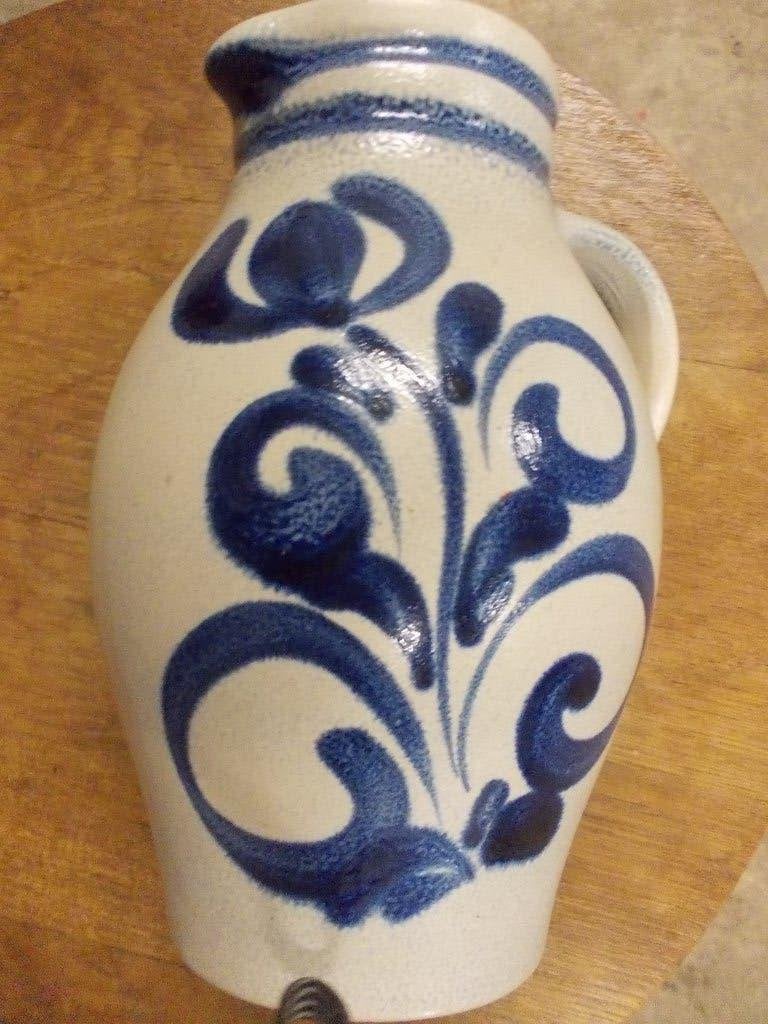 Mooie vintage kruik of vaas met blauwe beschildering., Ophalen, Meerkleurig, Inclusief decoratie, Zo goed als nieuw