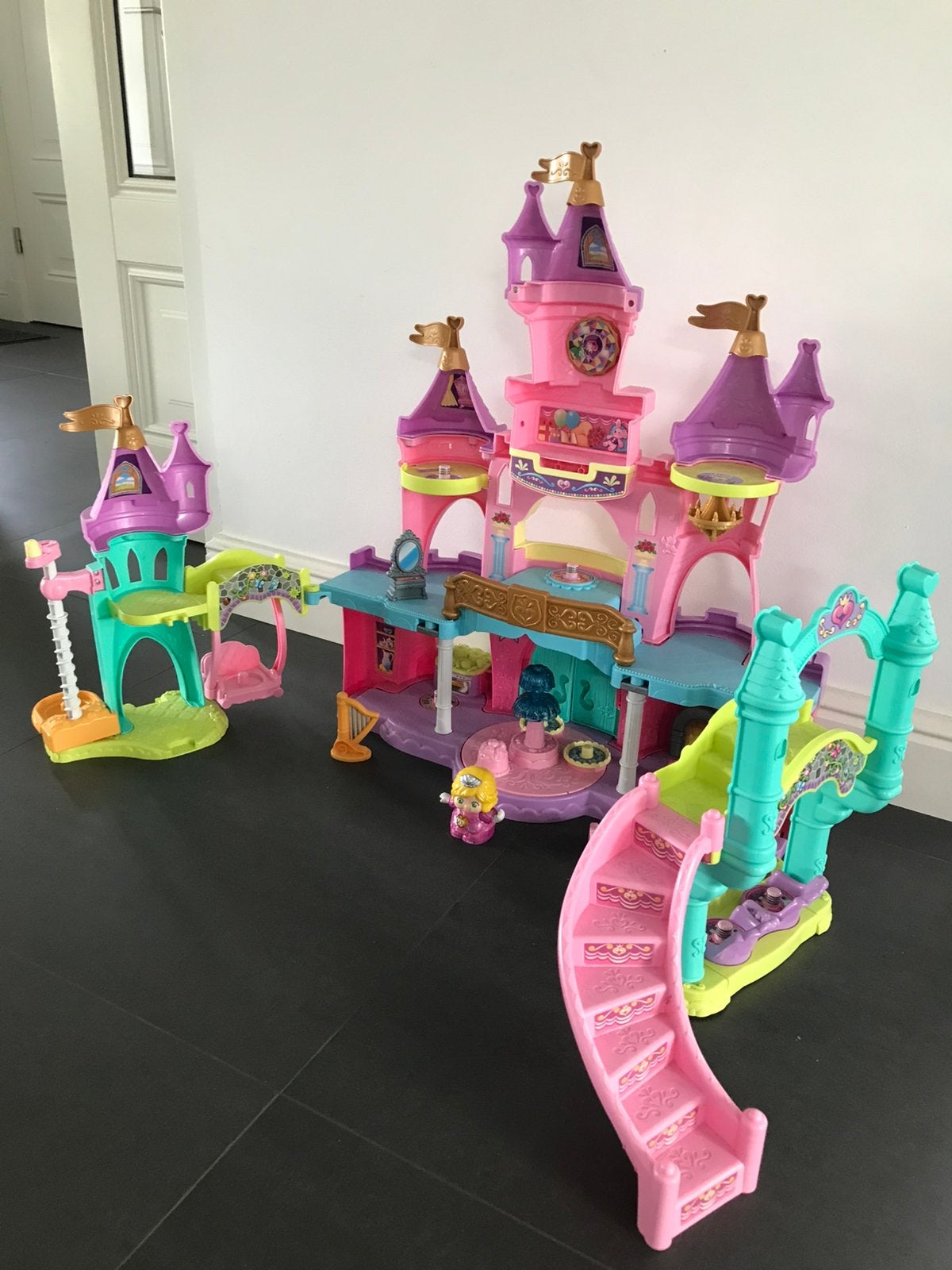 Vtech vrolijke vriendjes droomkasteel - prinsessen, Ophalen, Zo goed als nieuw