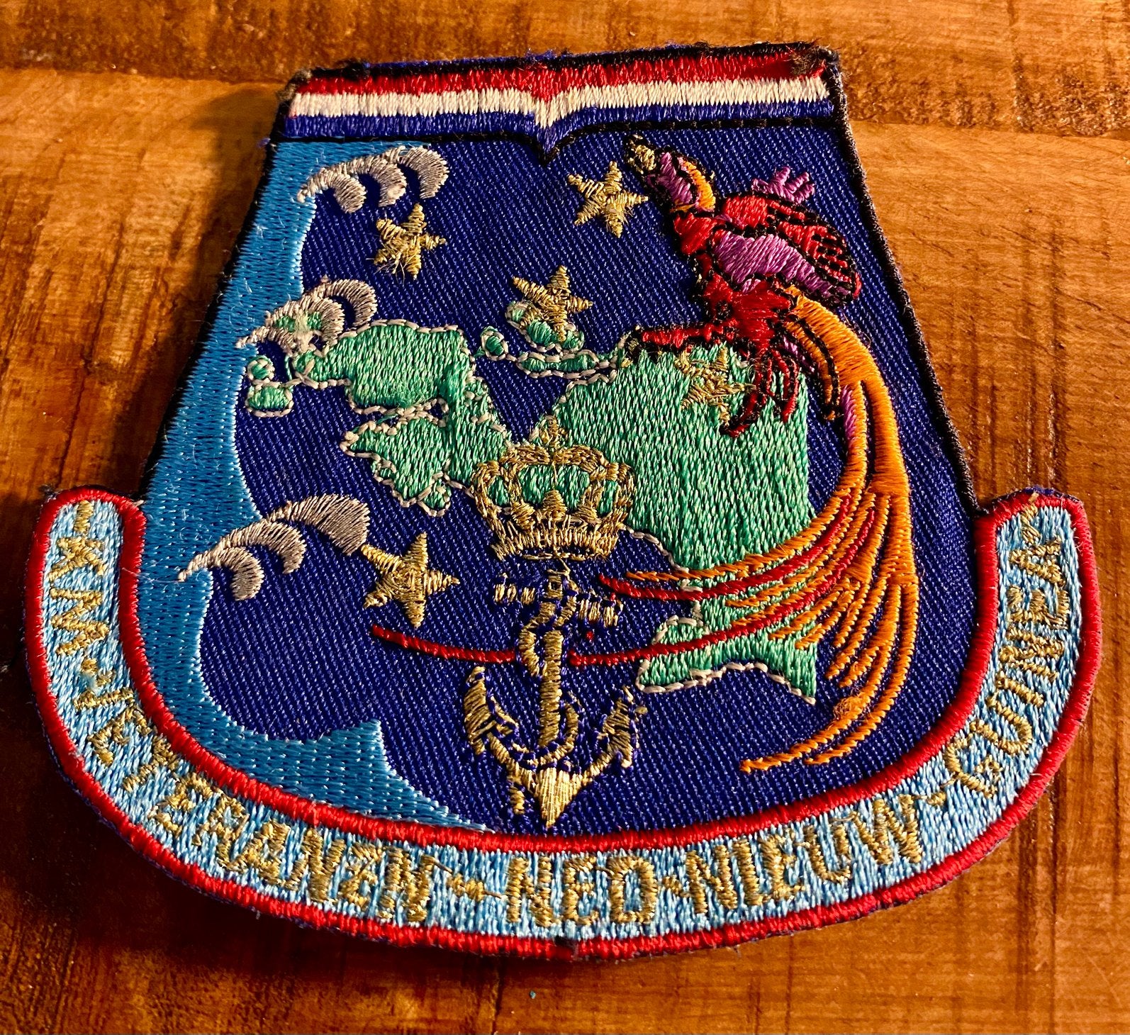 historisch geborduurd Nieuw-Guinea-veteranenembleem, Verzenden, Marine, Nederland, Embleem of Badge