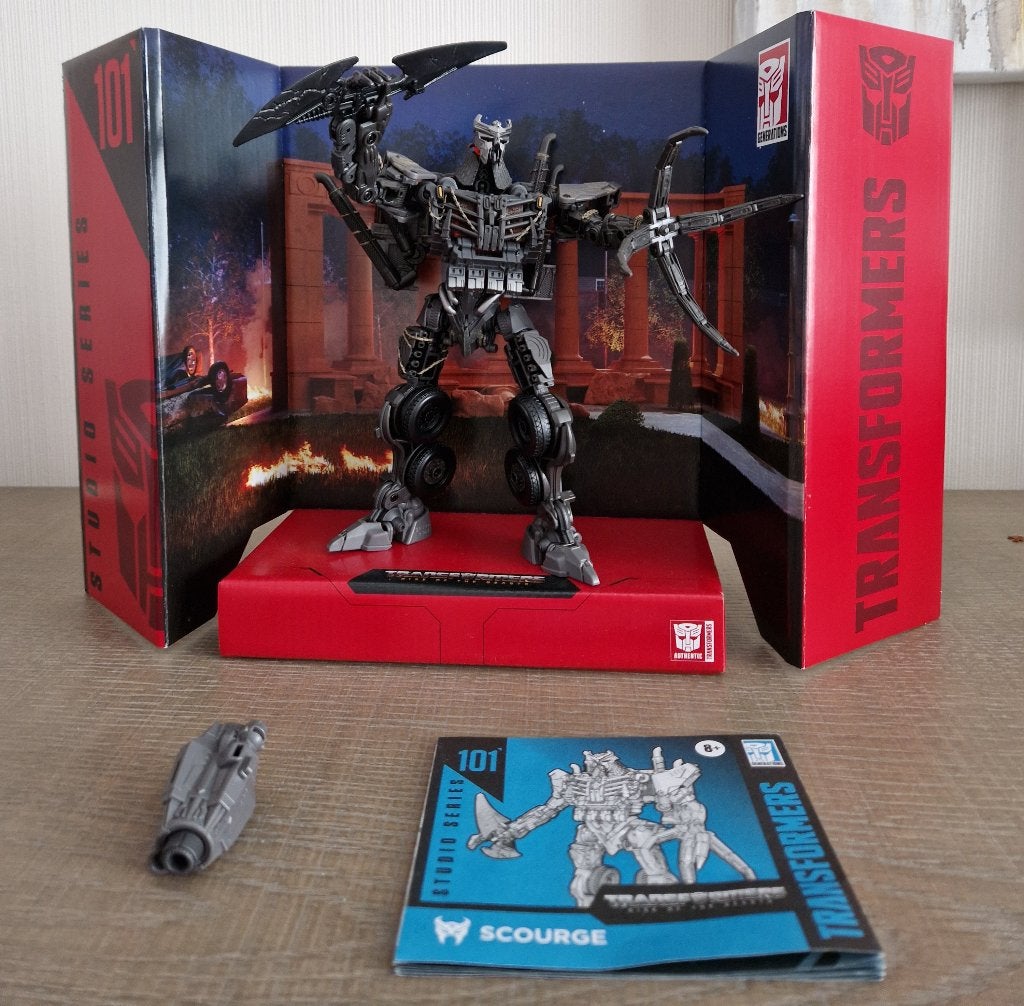 Transformers studio series Scourge, Verzamelen, Transformers, Overige generaties, Ophalen of Verzenden, Zo goed als nieuw, Overige rassen