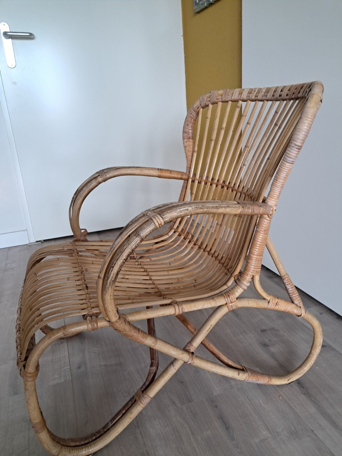 Jaren 60 rotan stoel, Ophalen, Gebruikt, Bruin, Eén
