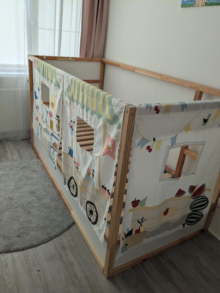 Kura kinderbed met matras, Kinderen en Baby's, Kinderkamer | Stapelbedden en Hoogslapers, Ophalen, Zo goed als nieuw, Halfhoogslaper
