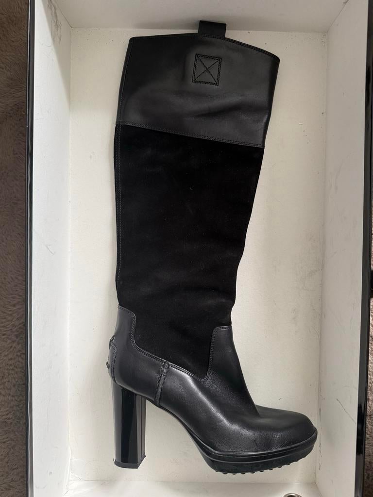 Zwarte Tod's hoge laarzen, Hoge laarzen, Zwart, Ophalen of Verzenden, Zo goed als nieuw