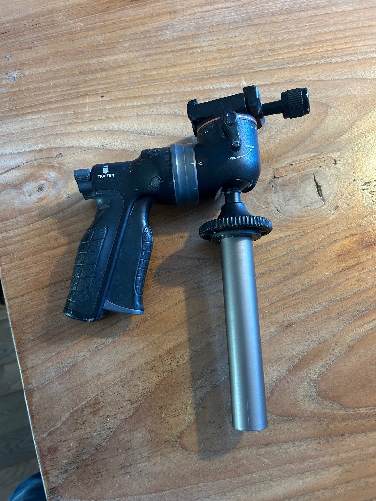Vanguard GH-300T Pistol Grip Ball Head, Ophalen, Balhoofd, Zo goed als nieuw, Met waterpas