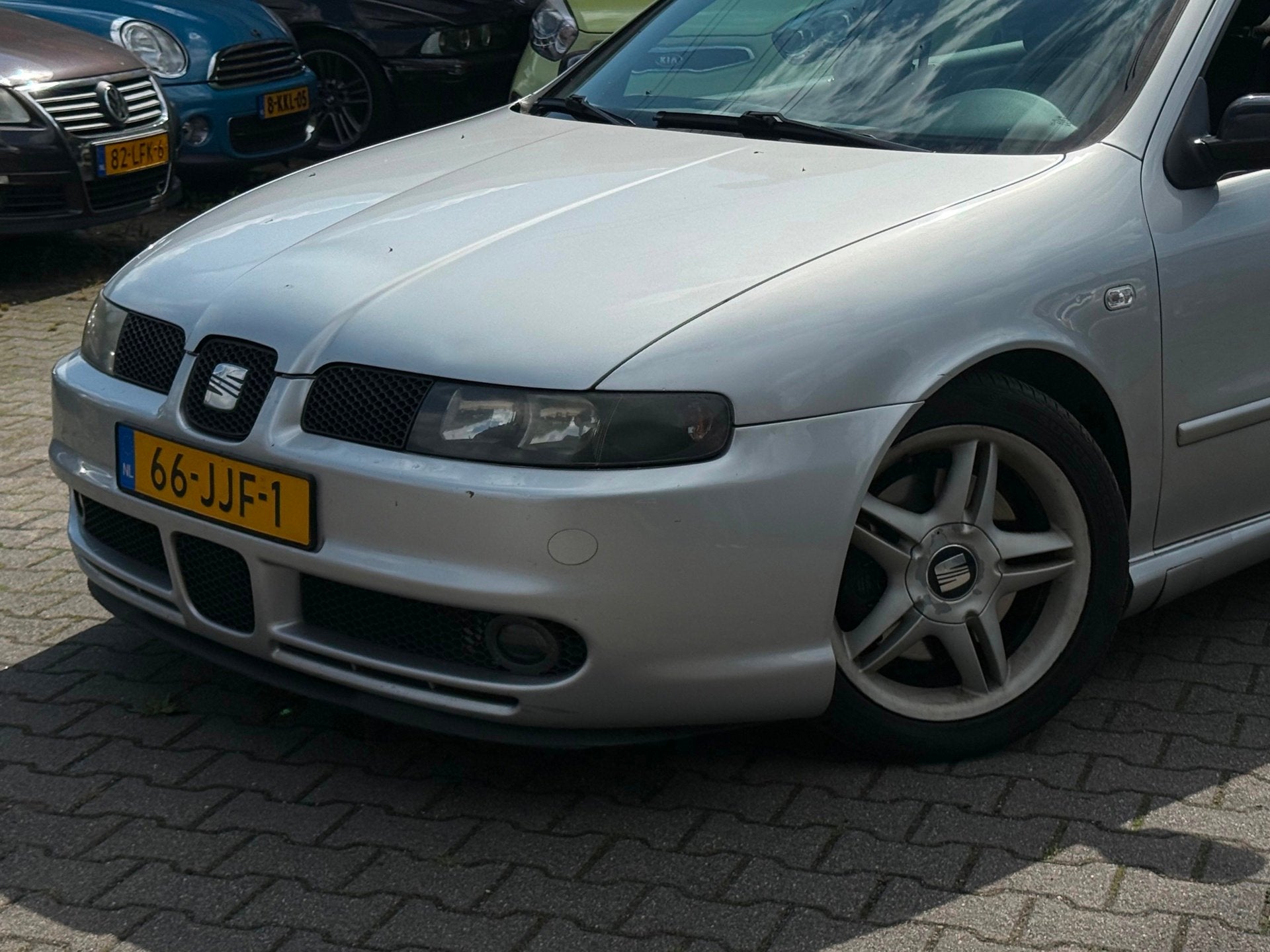 Seat Leon 1.8-20VT Topsport 280PK/CLIMA/CRUISE/LMVELGEN/, Auto's, Seat, Voorwielaandrijving, Stof, Gebruikt, Zwart