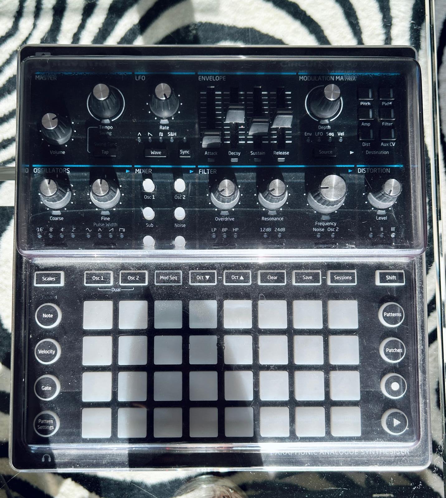 NOVATION CIRCUIT MONO STATION, Ophalen of Verzenden, Zo goed als nieuw, Overige aantallen, Novation