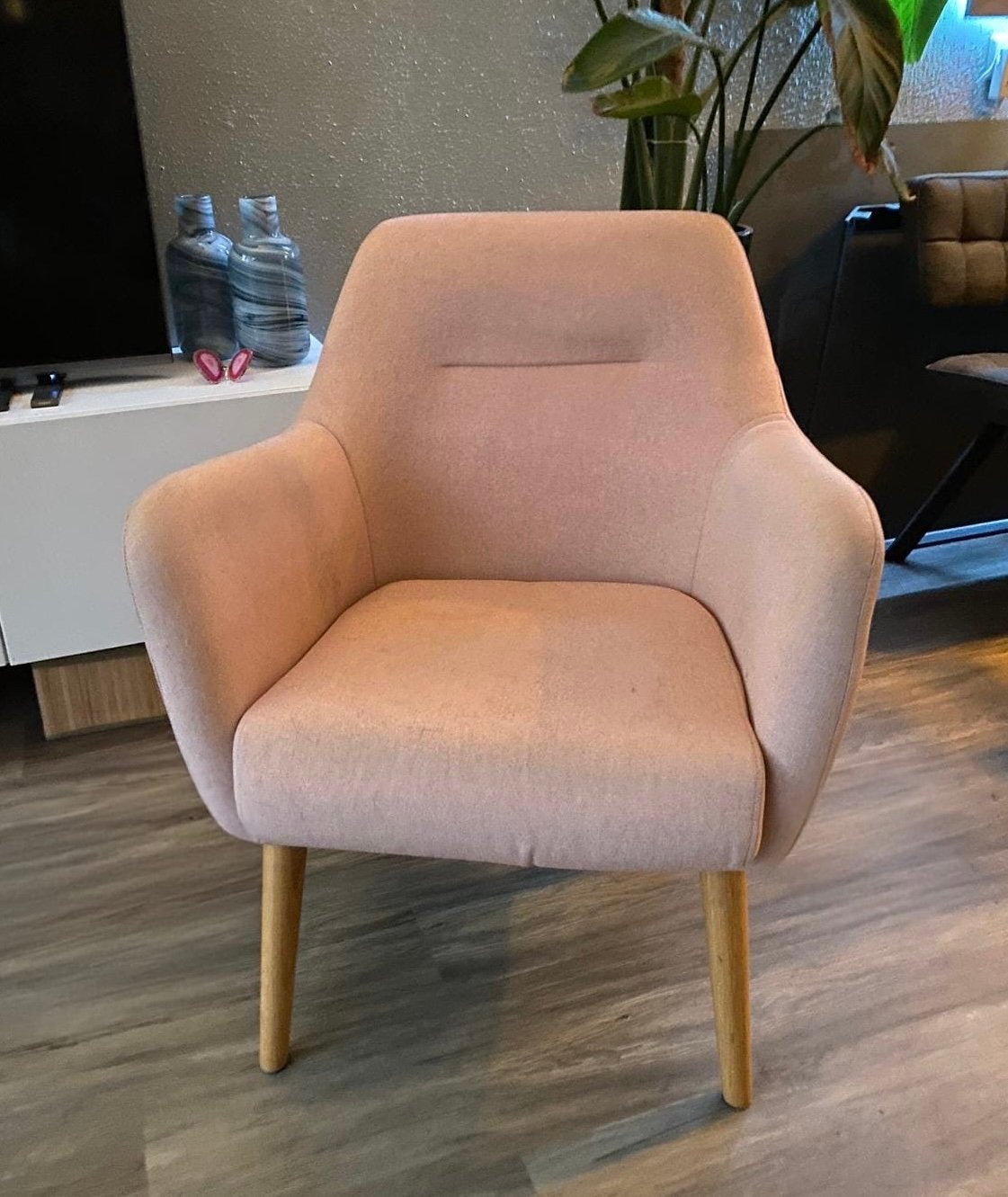 Roze fauteuil, Ophalen, Zo goed als nieuw, 75 tot 100 cm, 50 tot 75 cm