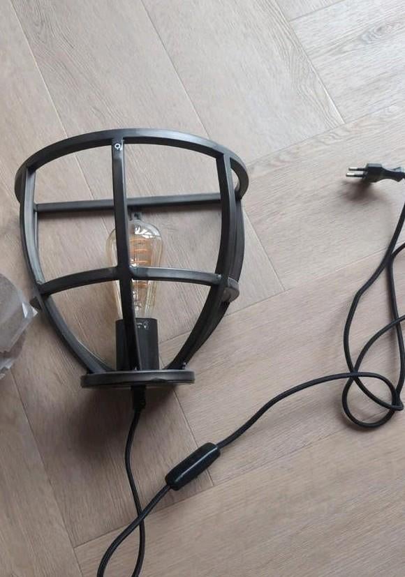 Industriële wandlamp met kooi, Ophalen, Gebruikt, Metaal, Industrieel, Vintage