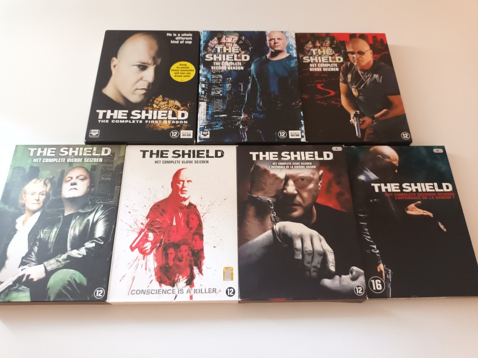 dvd compkete reeks The Shield seizoen 1-7, Alle leeftijden, Verzenden, Zo goed als nieuw