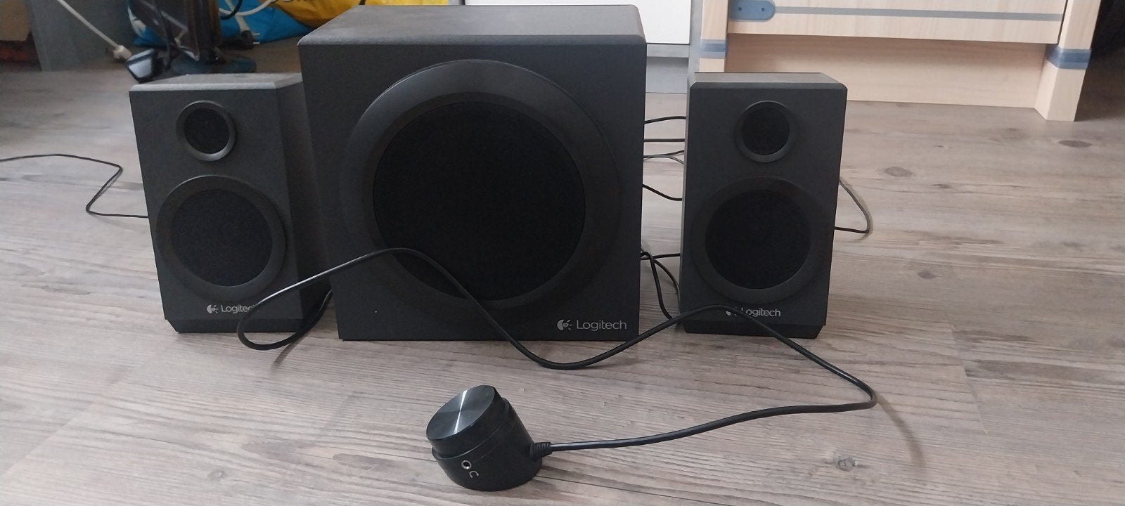 Logitech Z313 2.1 Luidsprekerset met Subwoofer, Computers en Software, Ophalen, Zo goed als nieuw, Audiokanaal 2.1, Logitech