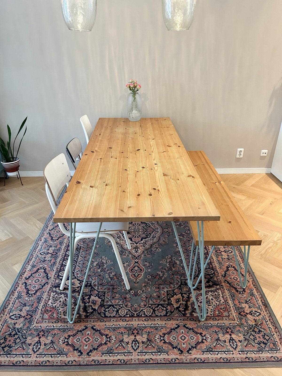 Eettafel en bankje Allon Dery + gratis stoelen en kleed, Ophalen, Gebruikt, 200 cm of meer, 50 tot 100 cm