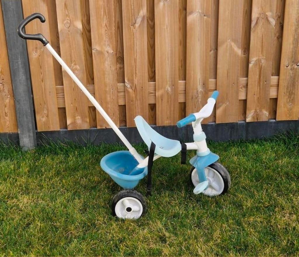 Smoby peuterfietsje blauw/wit, Ophalen, Gebruikt, Duwstang