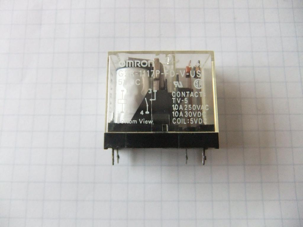 Relais OMRON 5VDC GR-1117P, Ophalen of Verzenden, Gebruikt