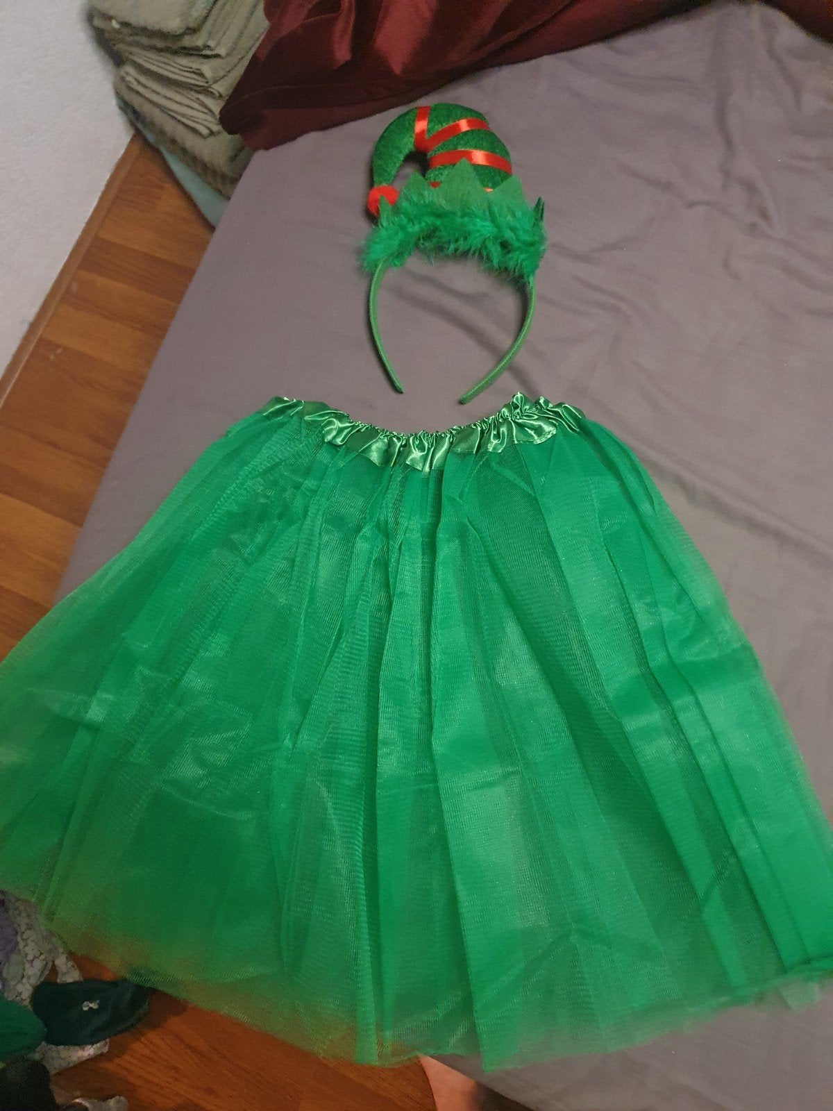 Te koop nieuw setje voor elf kleine dames maat, Ophalen of Verzenden, Nieuw, Carnaval