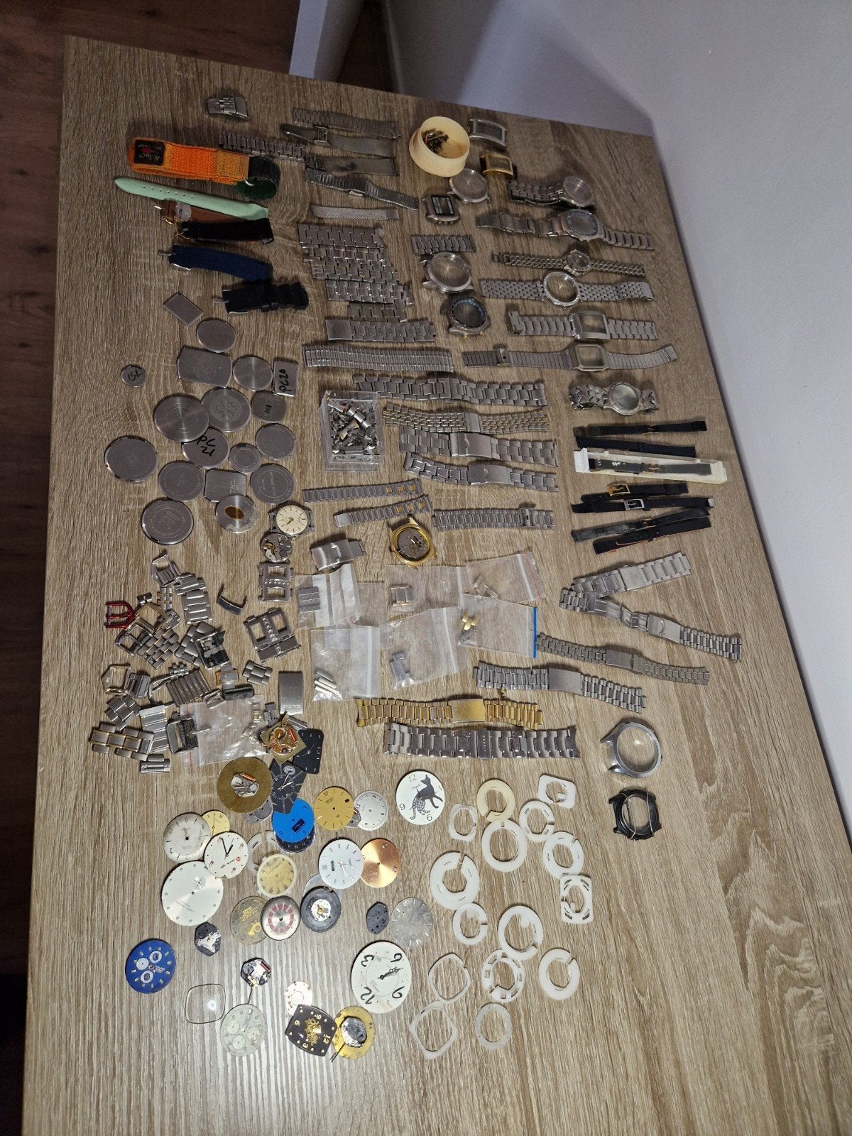 mega Partij Horloge onderdelen - Horloge makers set, Ophalen of Verzenden, Conditie, Zwart, Android