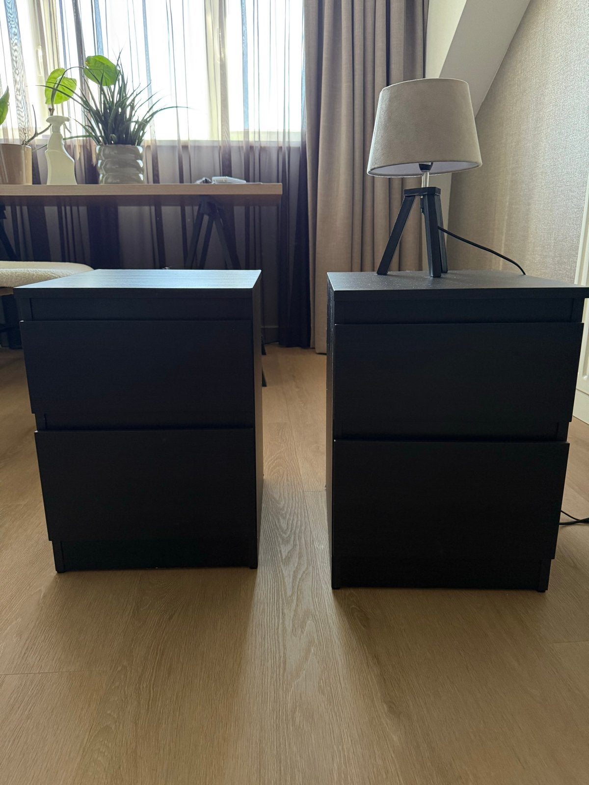 2x IKEA Malm Nachtkastjes - Zwartbruin, Gebruikt, Minder dan 45 cm, Hout, 55 tot 70 cm