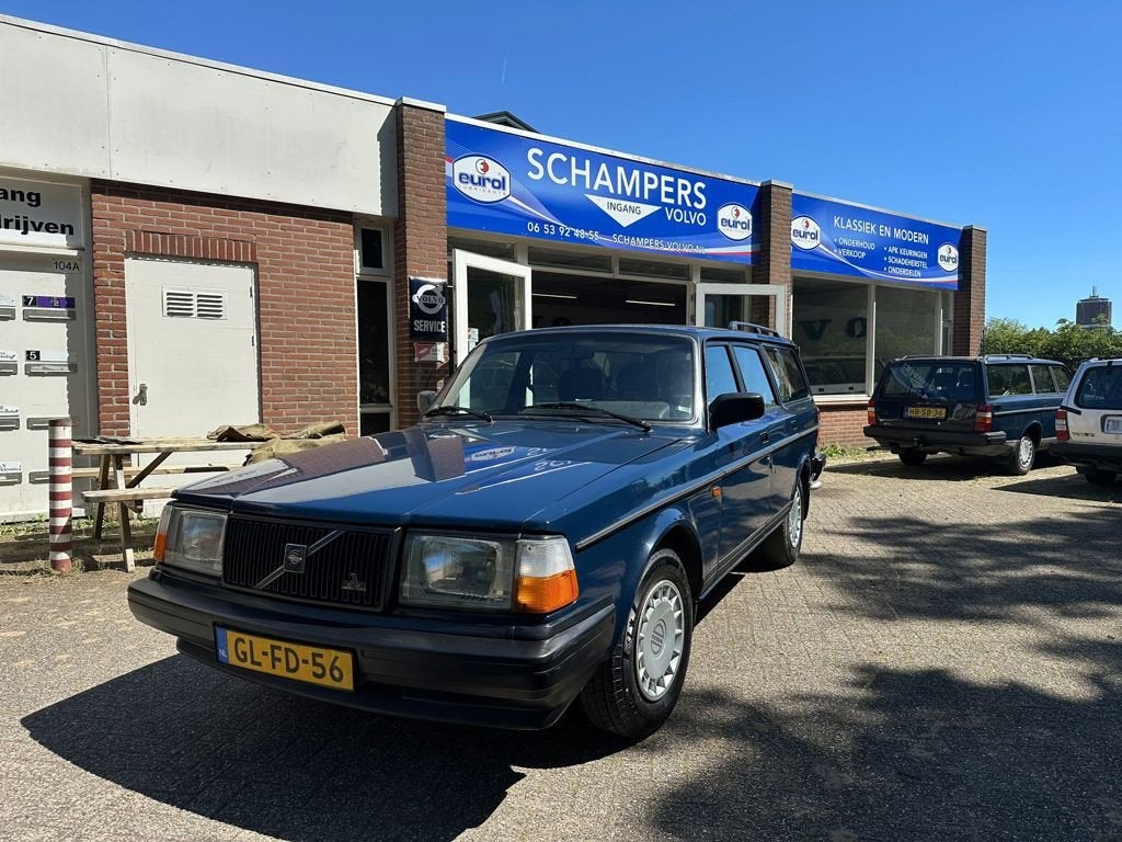 Volvo 240 2.0i Polar, Gebruikt, 4 cilinders, Blauw, Origineel Nederlands
