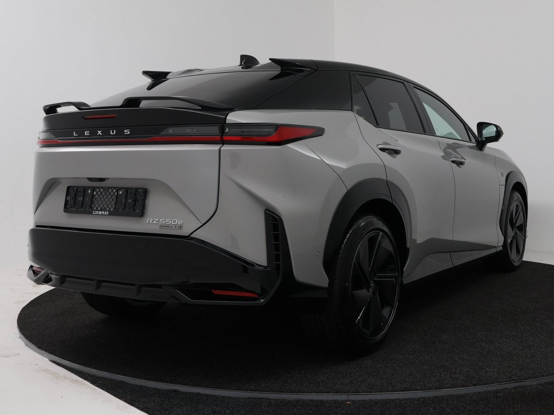 Lexus RZ 550e DIRECT 4 F SPORT 77 kWh | Mark Levinson Audio, Automaat, 12 maanden, Zwart, Leder