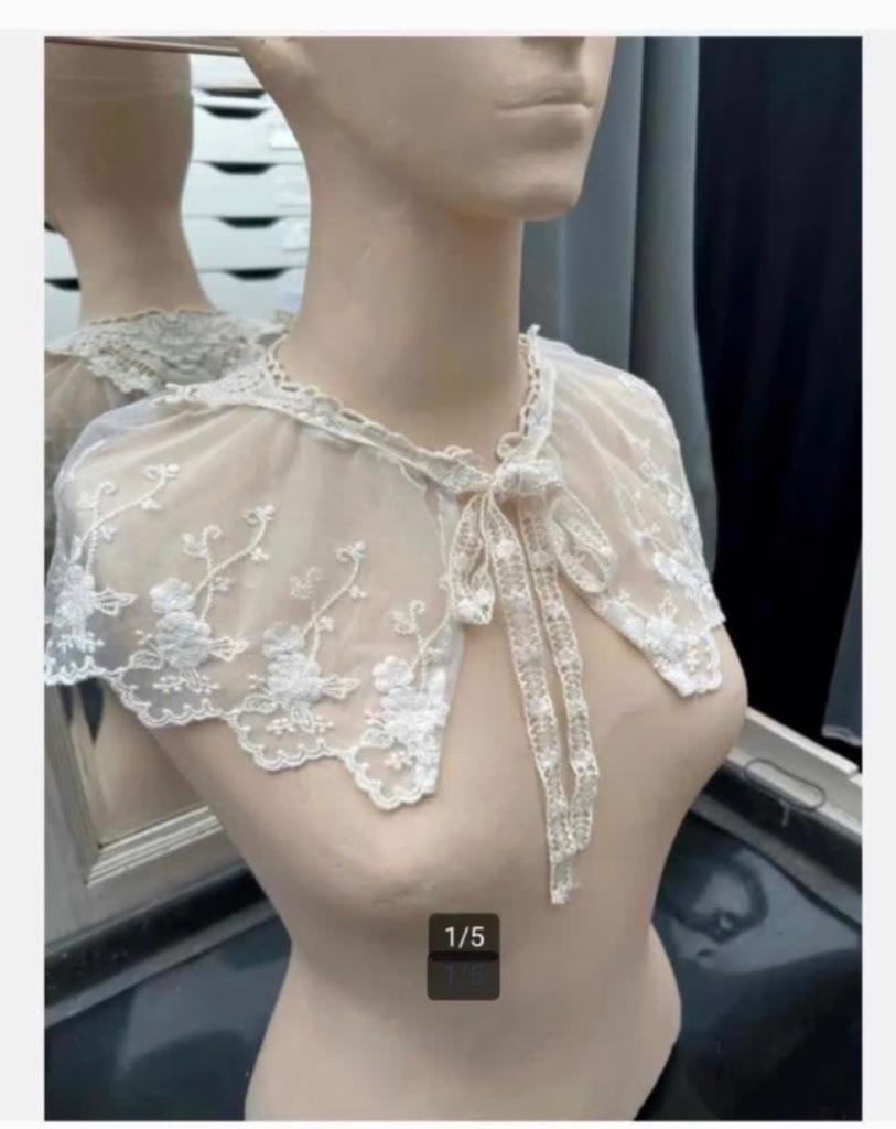 Antieke Kanten Kraag met Strik voorzijde, mooie achterzijde, Antiek en Kunst, Antiek | Kleding en Accessoires, Ophalen of Verzenden