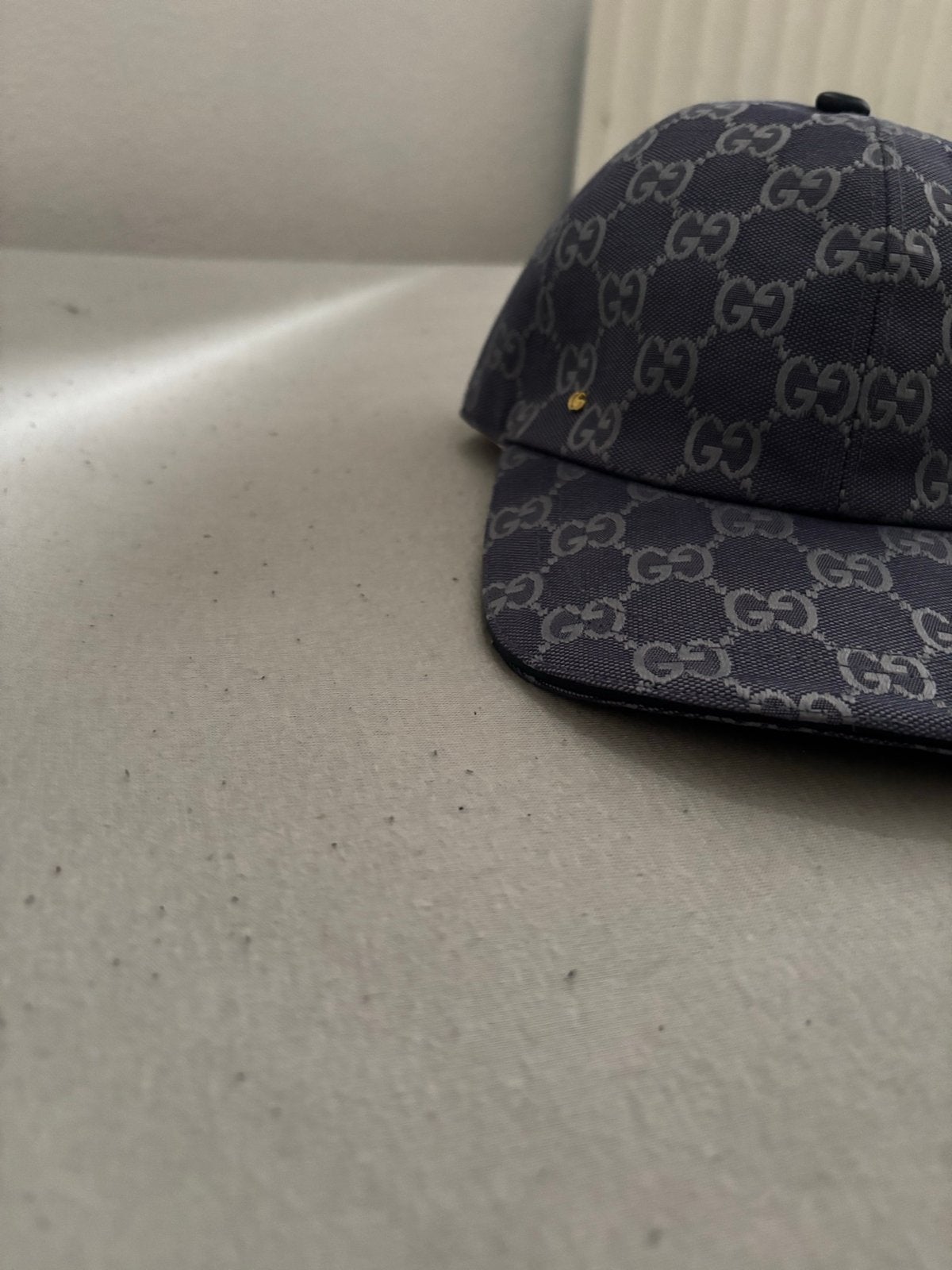 Gloednieuwe blauwe Gucci pet met GG-monogram, Kleding | Heren, Hoeden en Petten, Ophalen of Verzenden, Nieuw, One size fits all