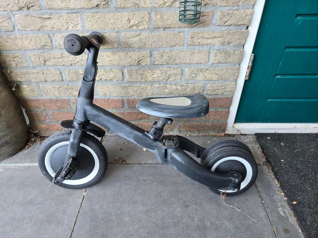 Loopfiets 4 in 1 driewieler, Kinderen en Baby's, Speelgoed | Buiten | Voertuigen en Loopfietsen, Ophalen of Verzenden, Gebruikt