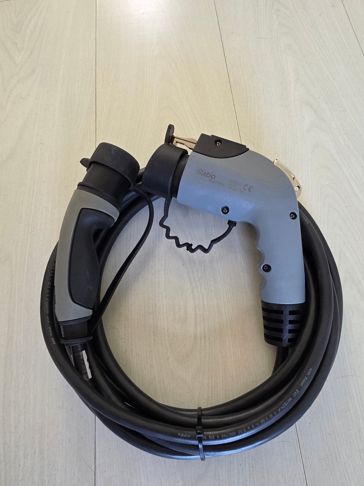 Nieuw Ratio Electric Laadkabel Type 2 - 1 Fase - 16A - 3,7KW, Auto diversen, Laadpalen, Ophalen of Verzenden, Nieuw, Laadkabel