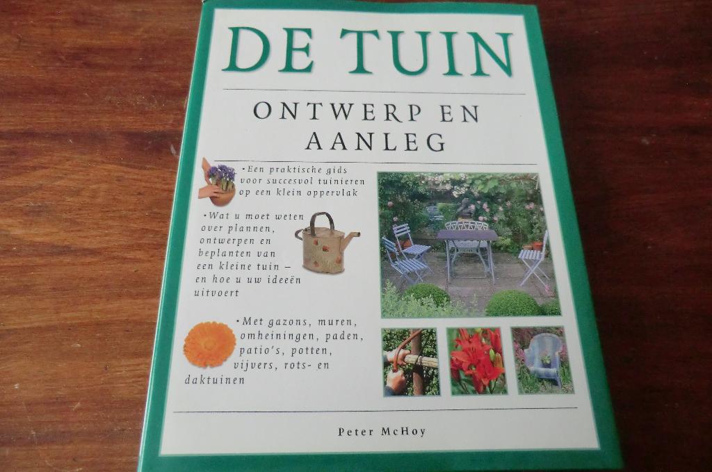 tuinboek - De tuin - ontwerp en aanleg - Peter McHoy, Boeken, Ophalen of Verzenden, Gelezen, Tuinontwerpen