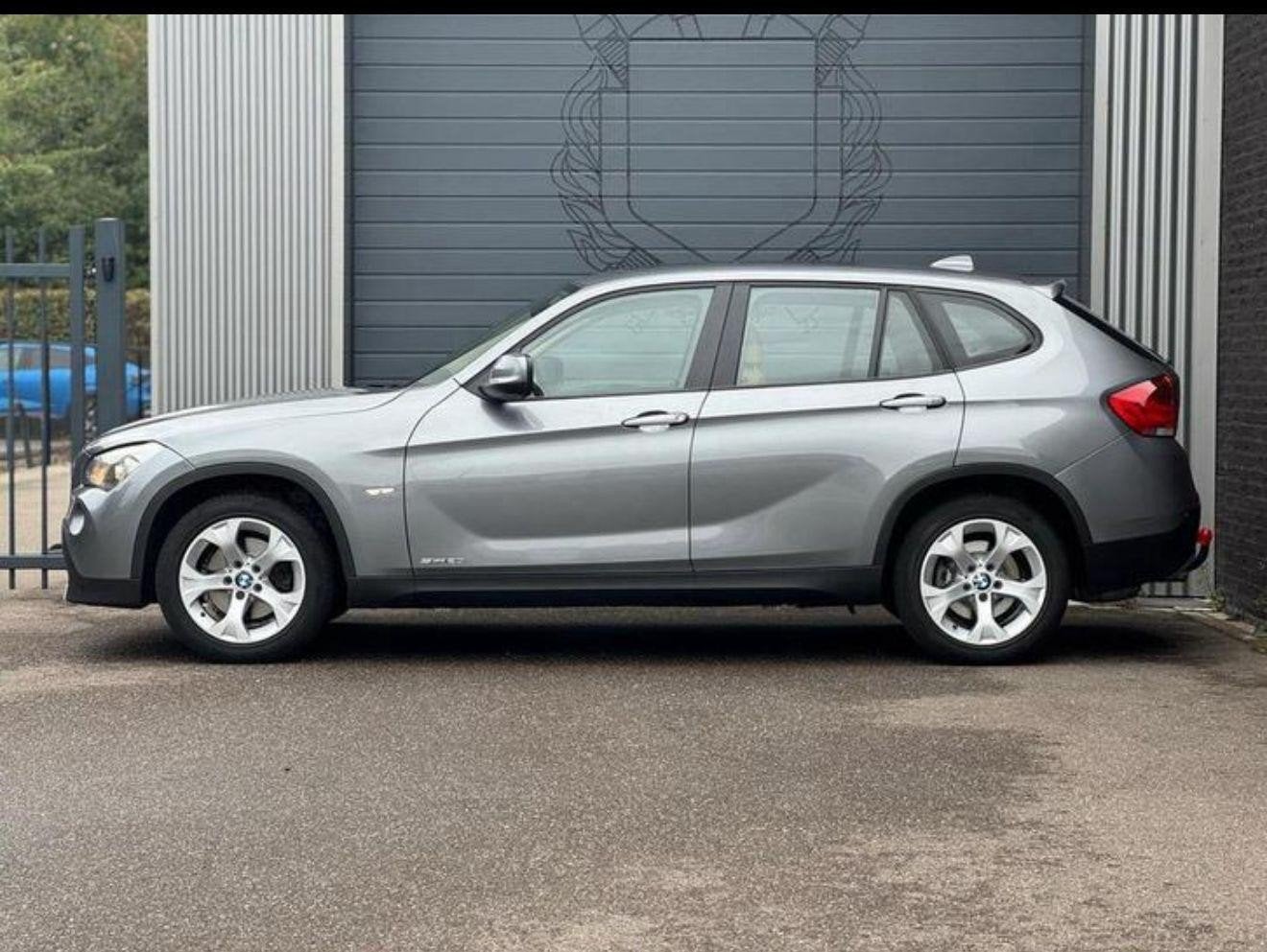 BMW X1 2.0 Sdrive 20I AUT 2012 Grijs, Achterwielaandrijving, 1800 kg, 4 cilinders, 1485 kg