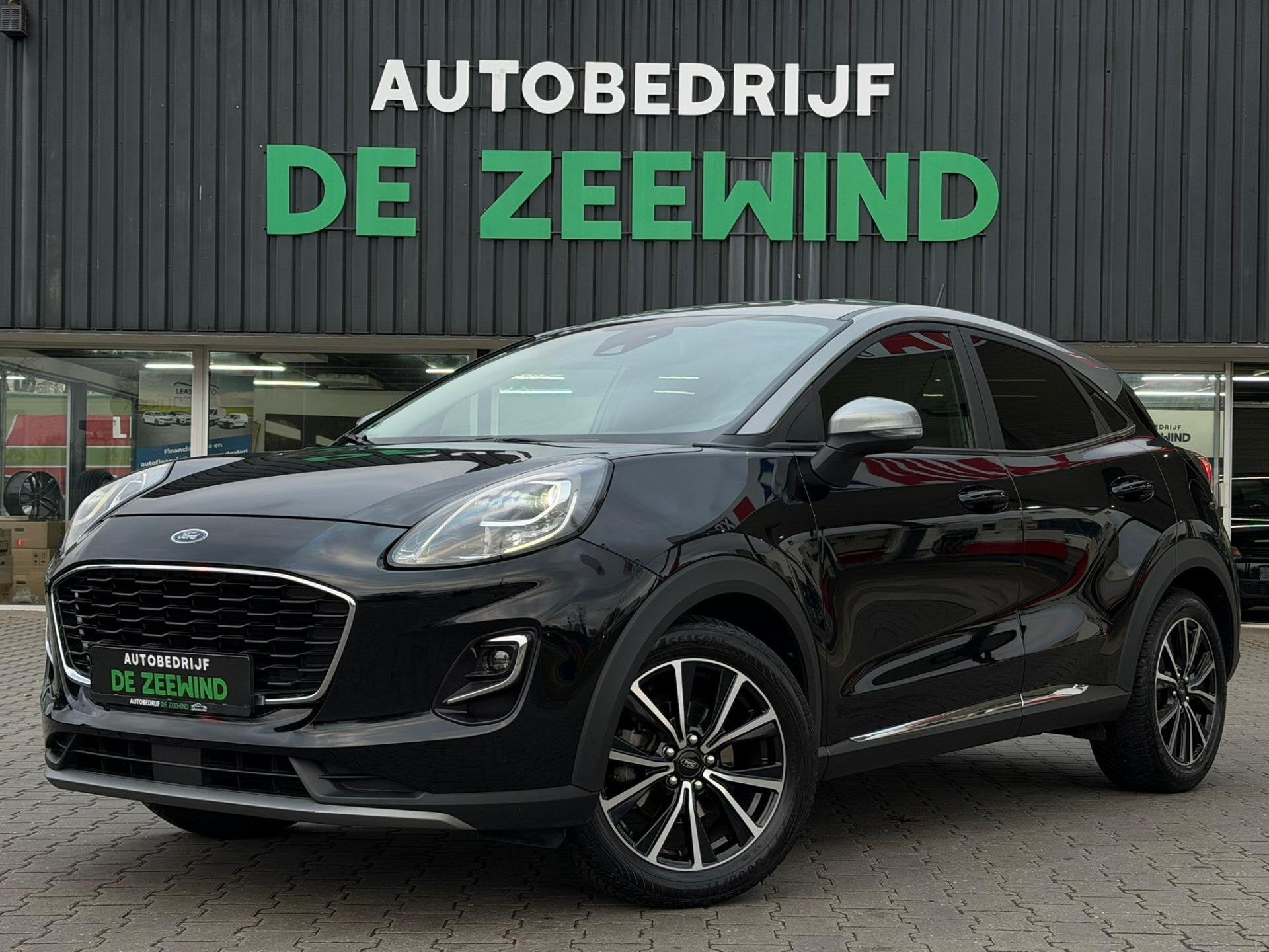 Ford Puma 1.0 EcoBoost Titanium|Navi|Rijklaar, Voorwielaandrijving, Zwart, 1226 kg, Zwart