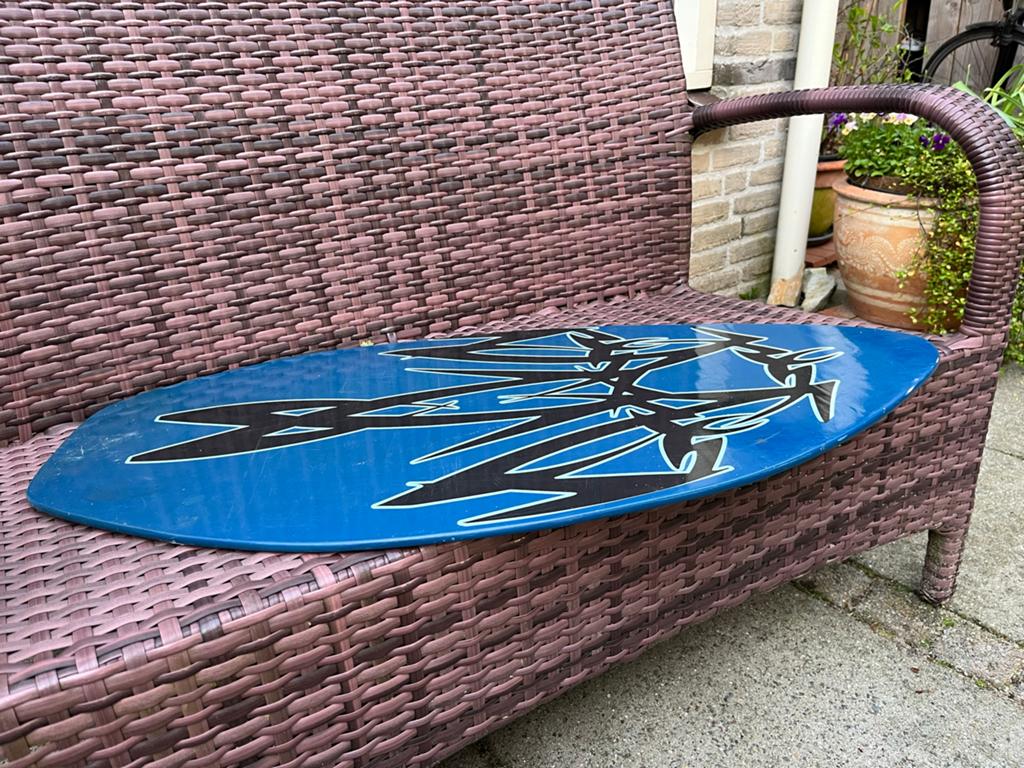 Wakeboard te koop - Blauw met zwarte print, Ophalen, Gebruikt, Board