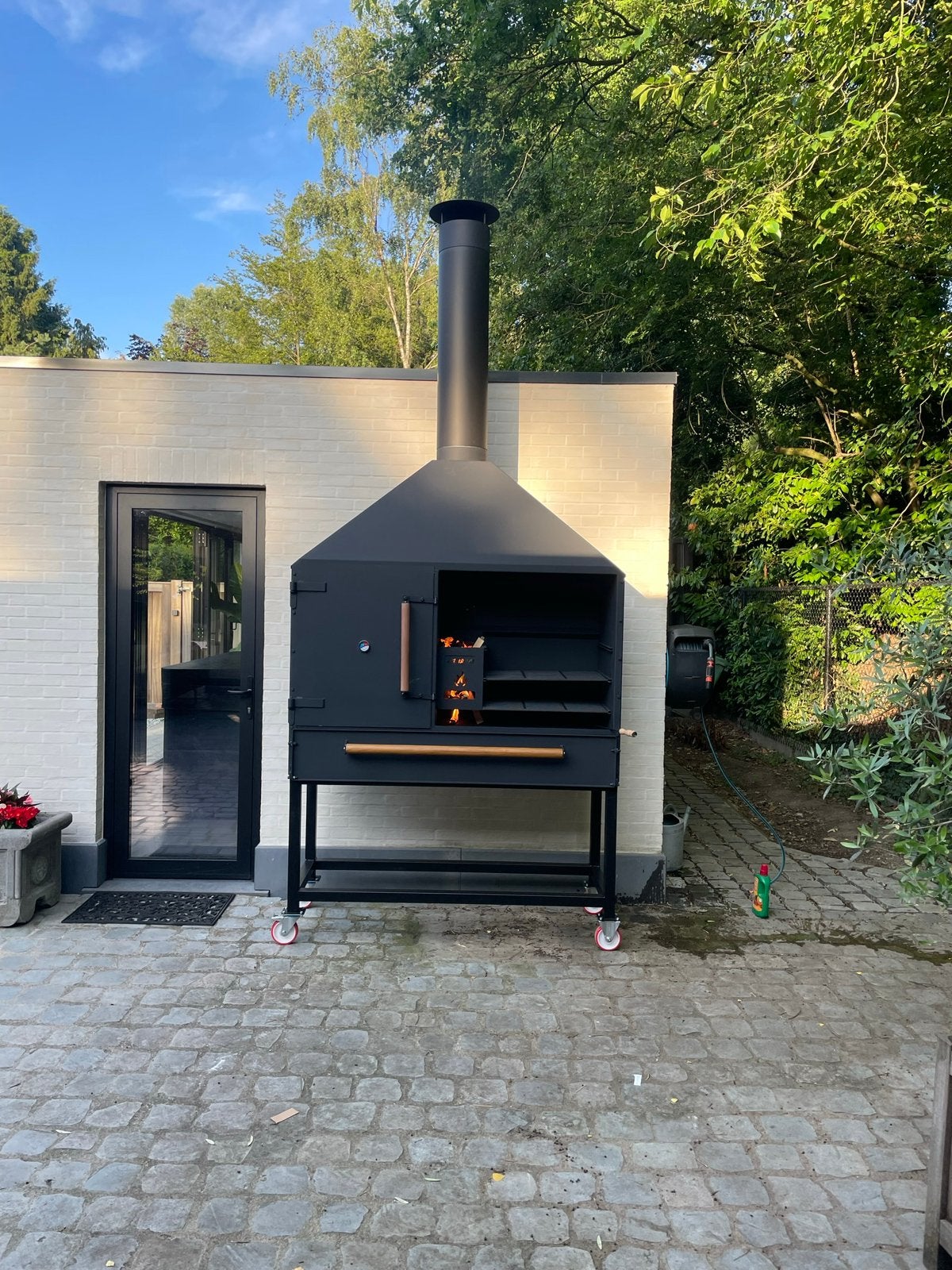 Braai   Barbecue.  Rookkast, Ophalen, Nieuw