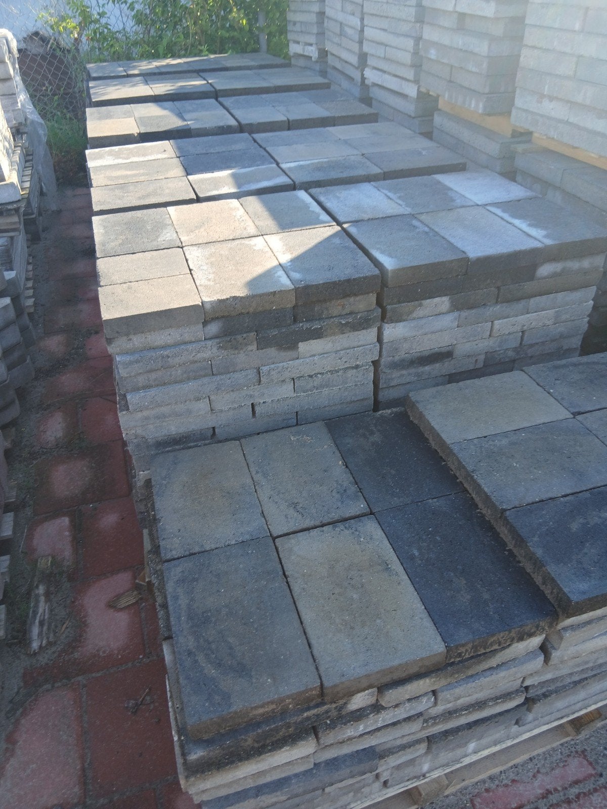 70 m abbestones grijs zwart gebruikt 5 cm dik, Tuin en Terras, Ophalen, Gebruikt, Beton, Terrastegels