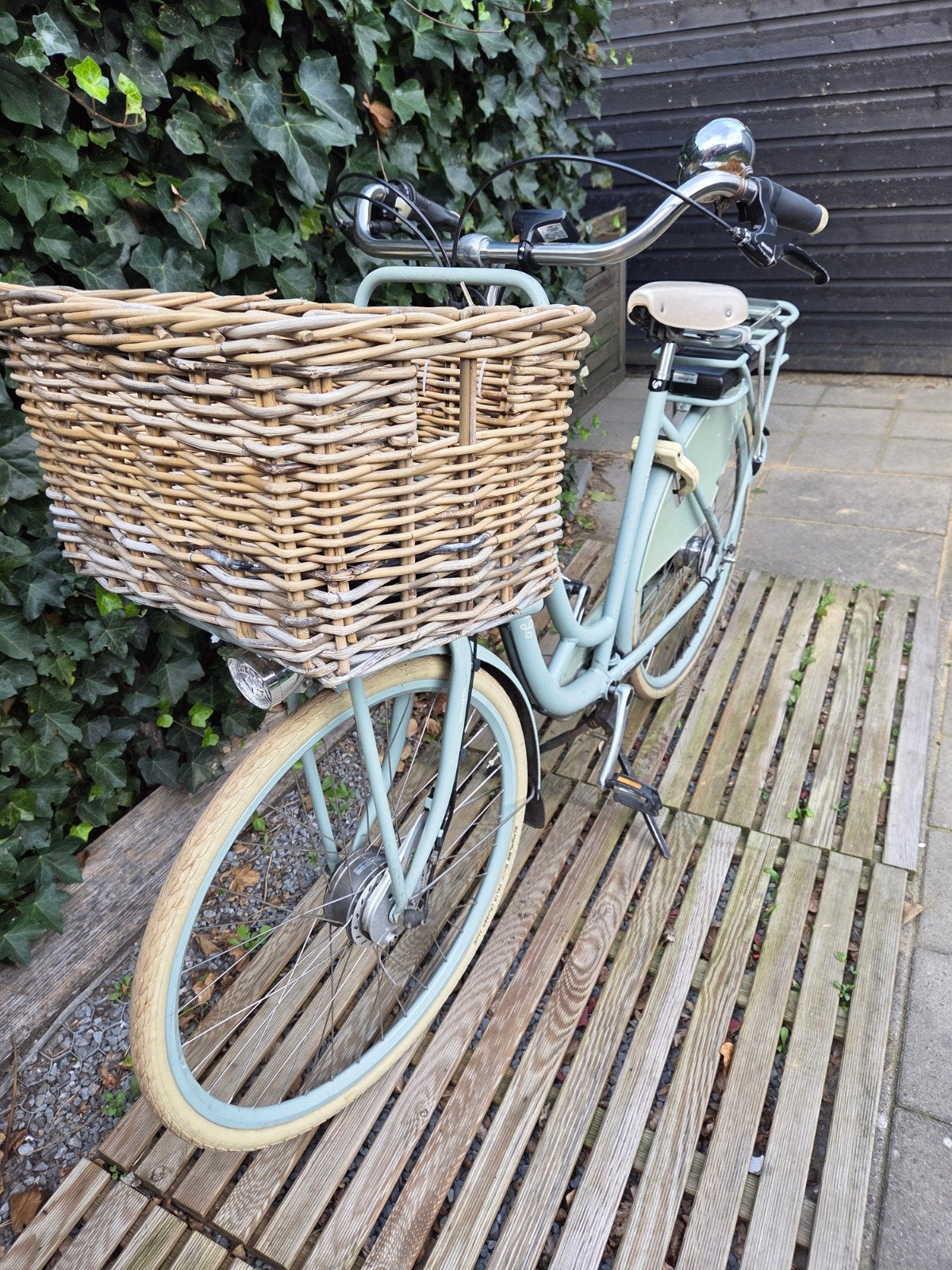 Elektrische Sparta Lola JO damesfiets, Ophalen, Sparta, Gebruikt, 50 km per accu of meer
