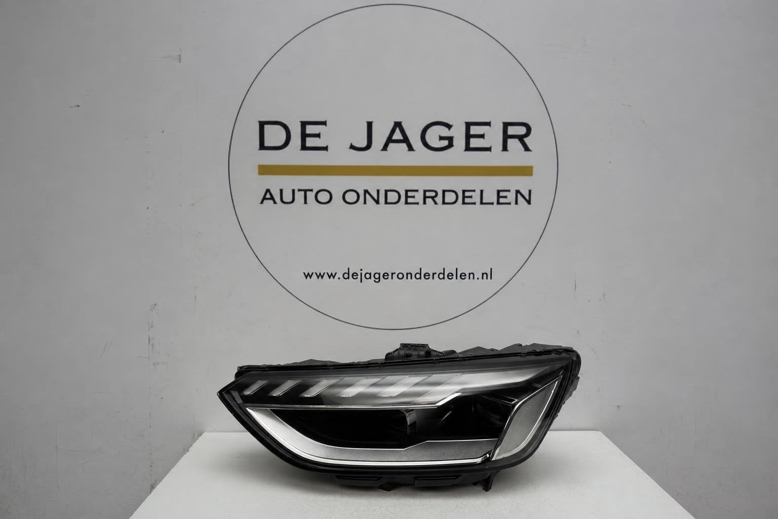 Audi A4 B9 FL Full LED koplamp links 8W0941033D, Gebruikt, AUDI AG, Auto-Union-Strasse 1
85045  Ingolstadt, DE, Kundenbetreuung@audi.de