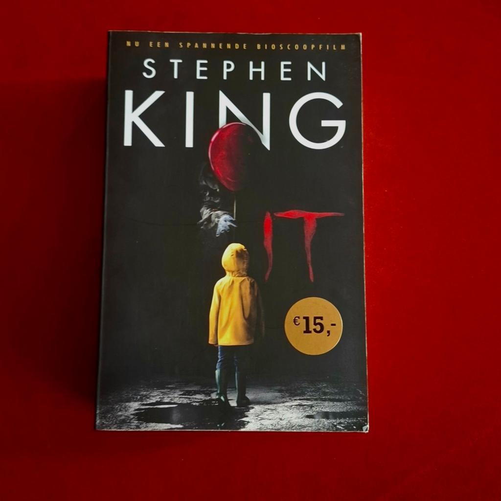 Stephen King - It (Nederlandse paperback), Boeken, Thrillers, Gelezen, Nederland, Ophalen of Verzenden
