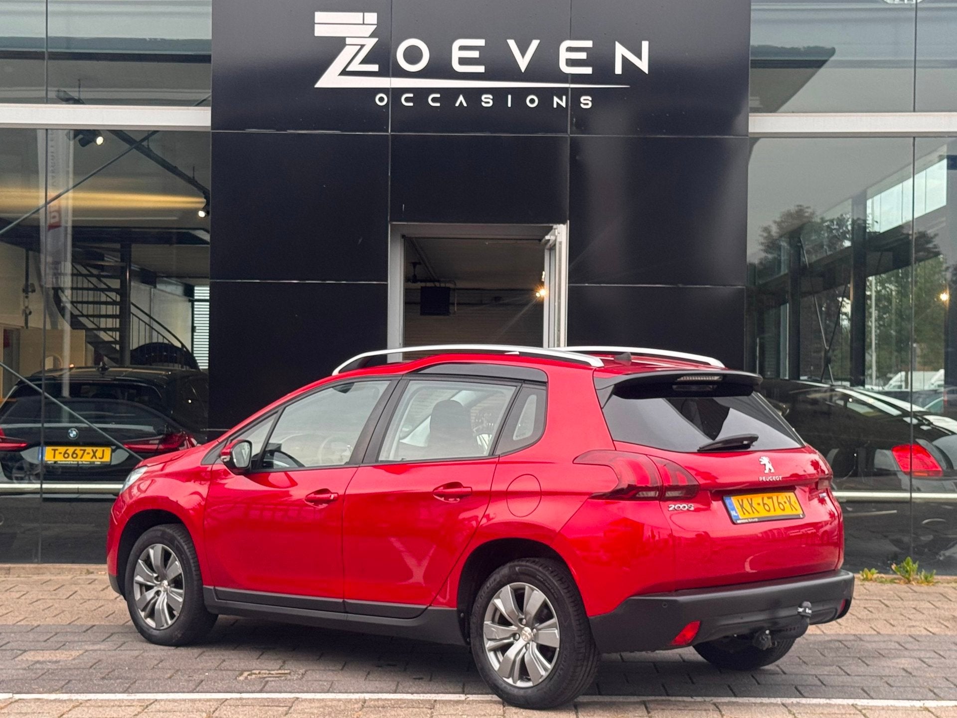 Peugeot 2008 1.2 PureTech Blue Lion, Voorwielaandrijving, Stof, 1199 cc, 82 pk