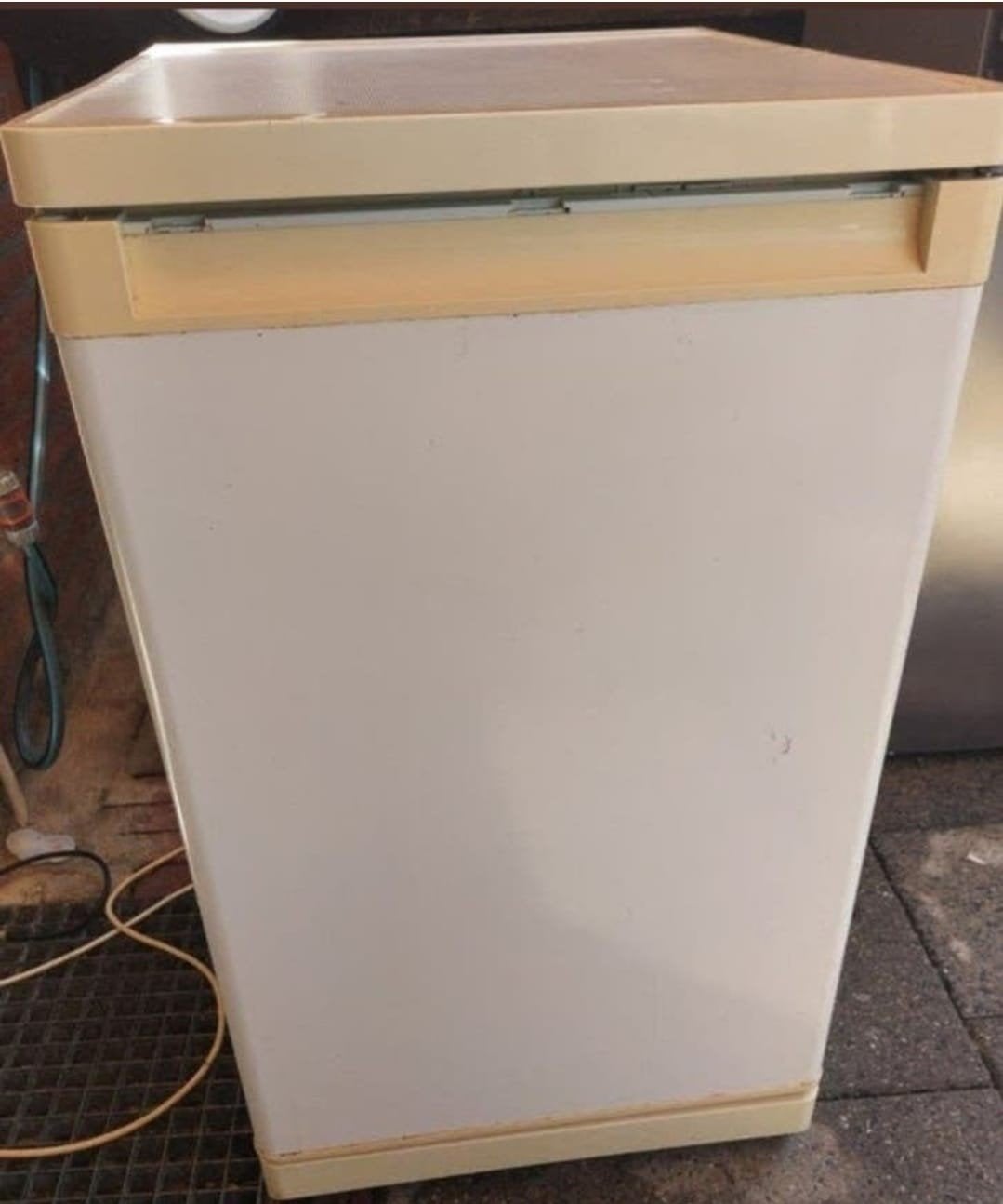 Compacte Vrieskast met 3 Lades - Ideaal voor Kleine Ruimtes, Witgoed en Apparatuur, Vriezers en Diepvrieskisten, Gebruikt, Minder dan 60 cm