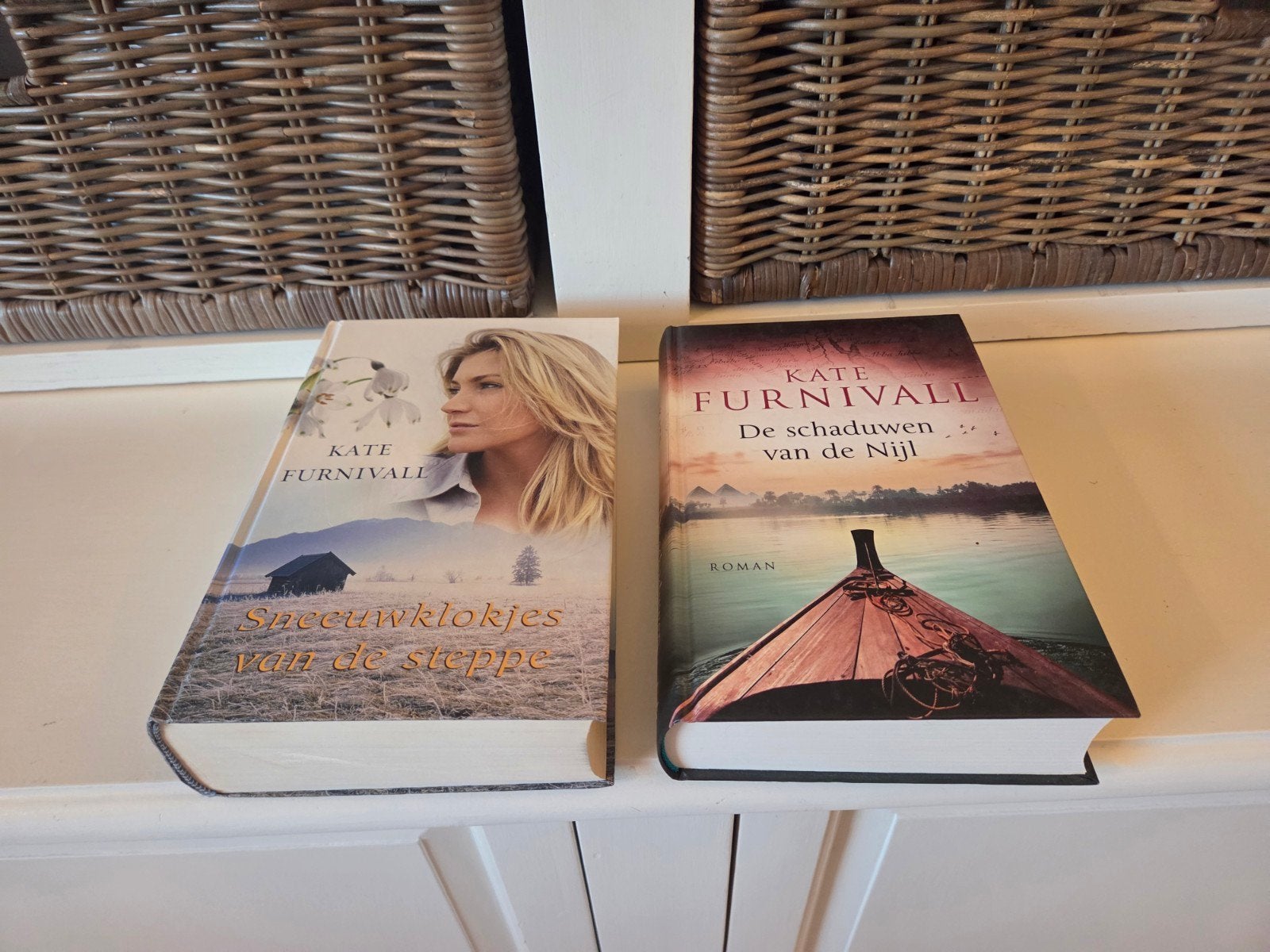 Kate Furnivall - 2 boeken, Boeken, Ophalen of Verzenden, Gelezen