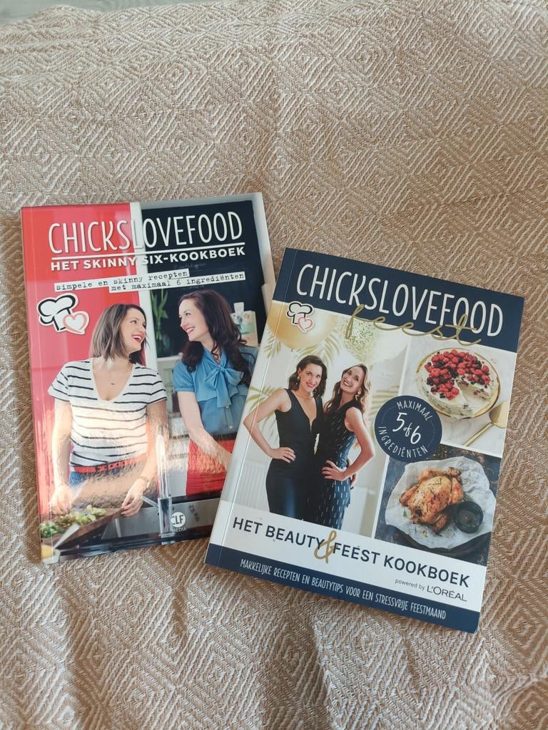 Chicks Love Food kookboeken, Ophalen of Verzenden, Zo goed als nieuw, Gezond koken