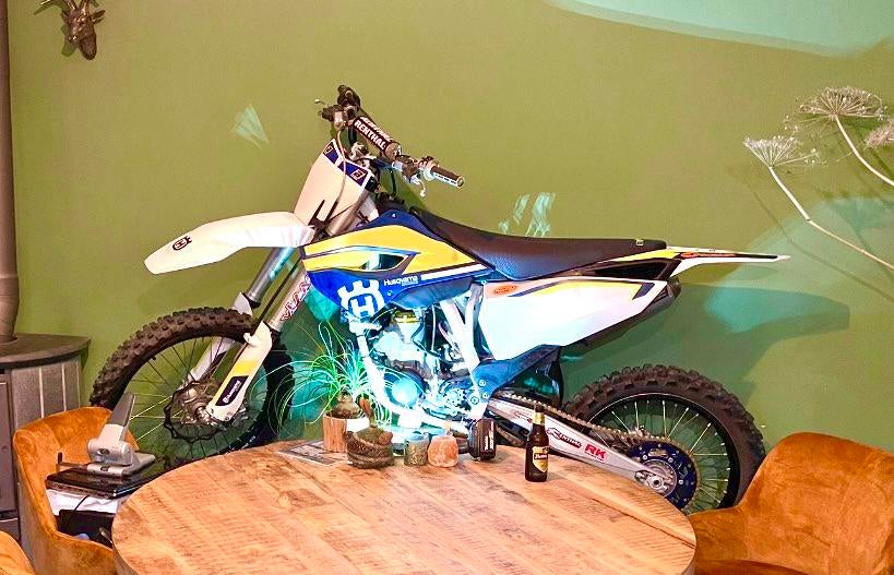 Husqvarna TC250 2-takt crossmotor, Motoren, 250 cc, Sportuitlaat, Gebruikt, Particulier