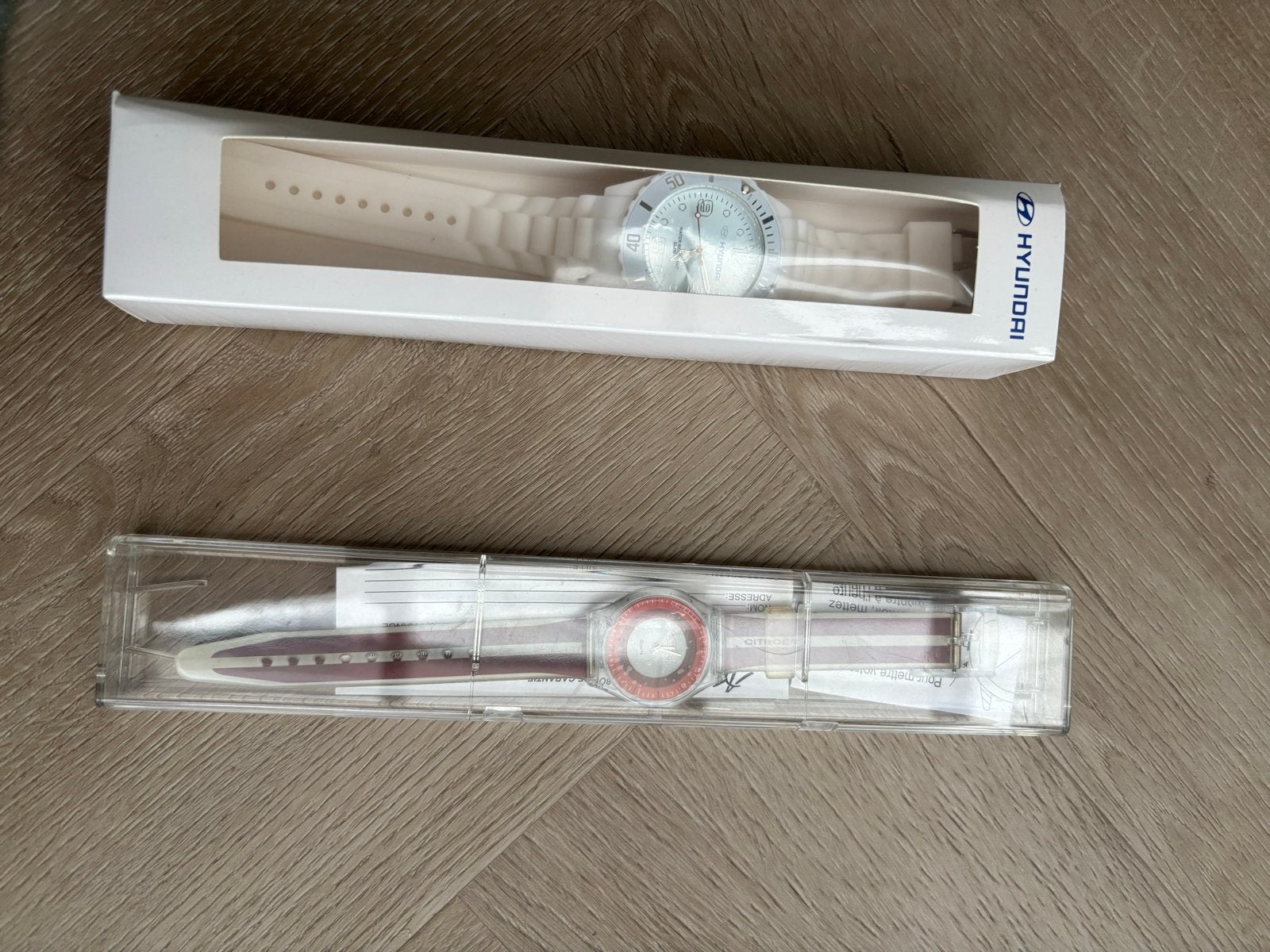 2 Nieuwe horloges: Citroën en Hyundai, Overige merken, Kunststof, Polshorloge, Nieuw