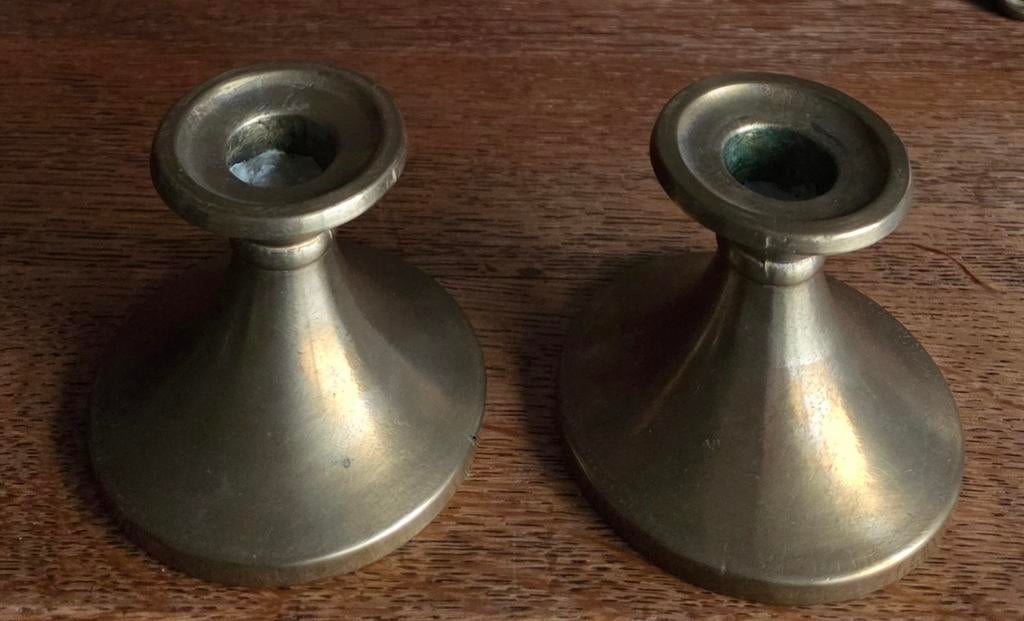 2 Vintage messing Gilde handwerk kandelaars, Antiek en Kunst, Ophalen of Verzenden